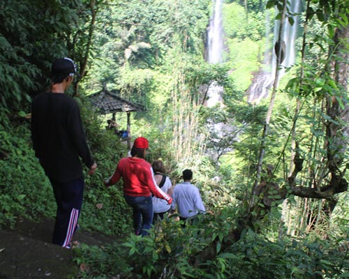 bali trekking climbing